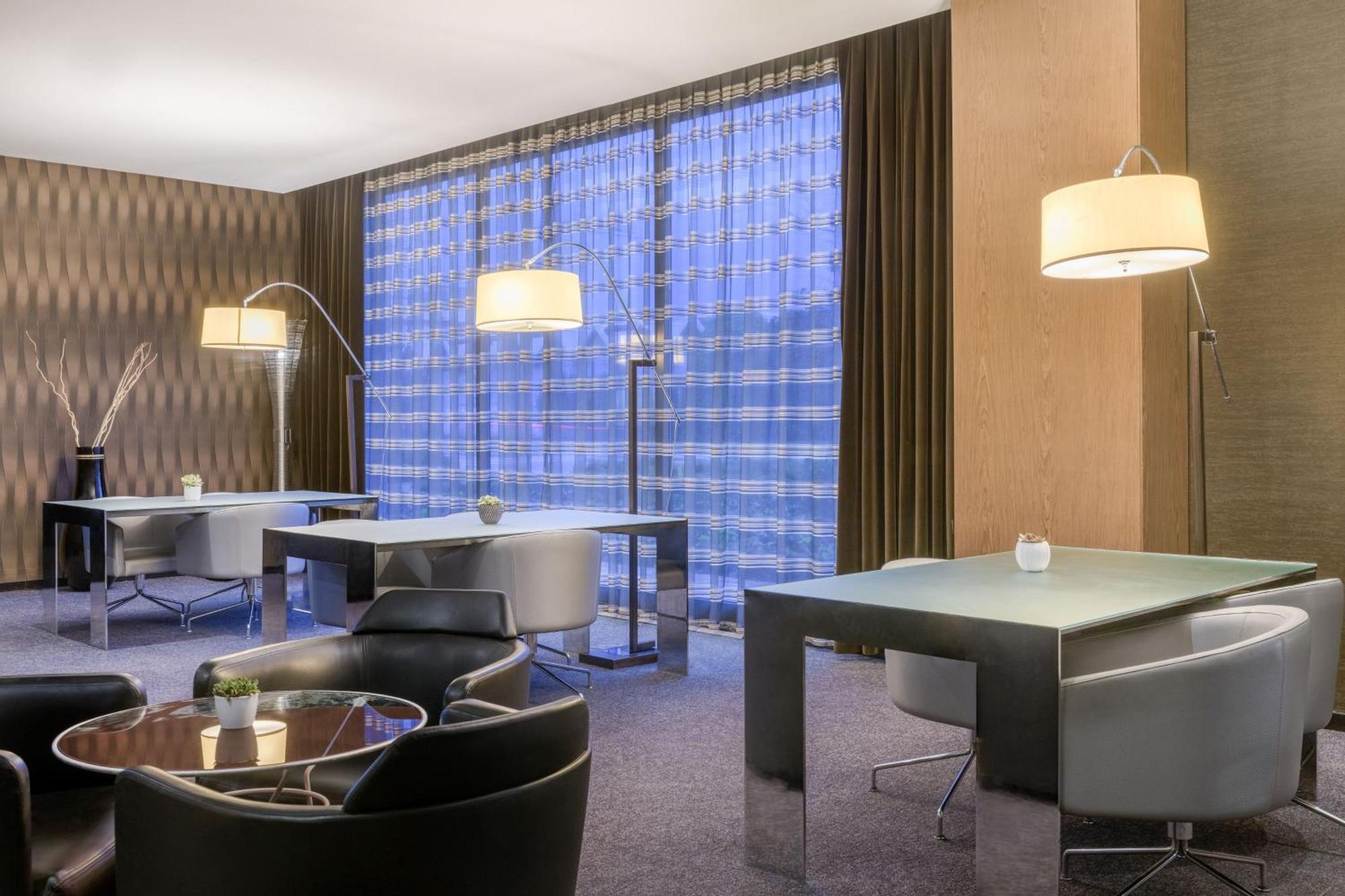Ac By Marriott Hotel Brescia